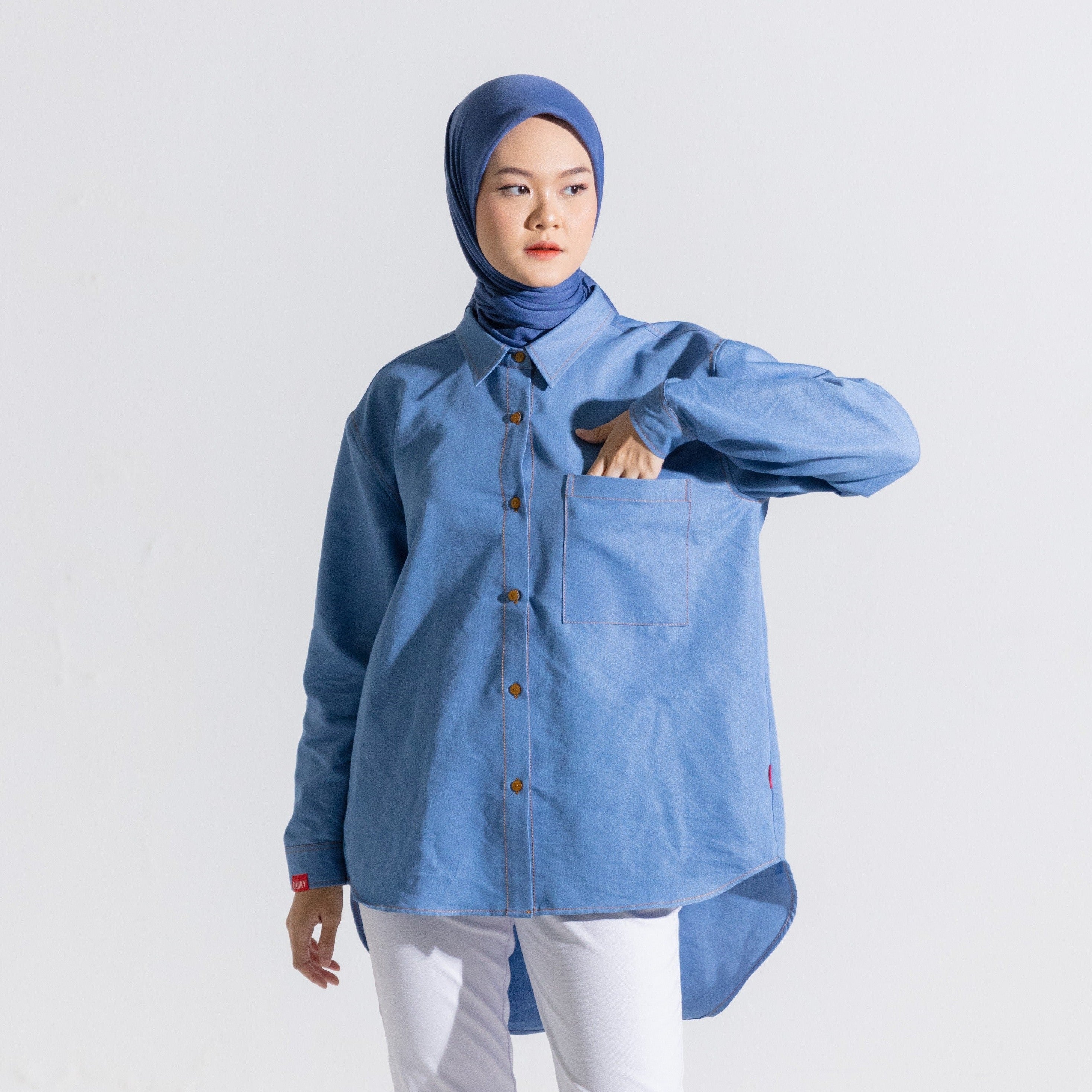 M Tunic Denim Oversize  - Biru Muda