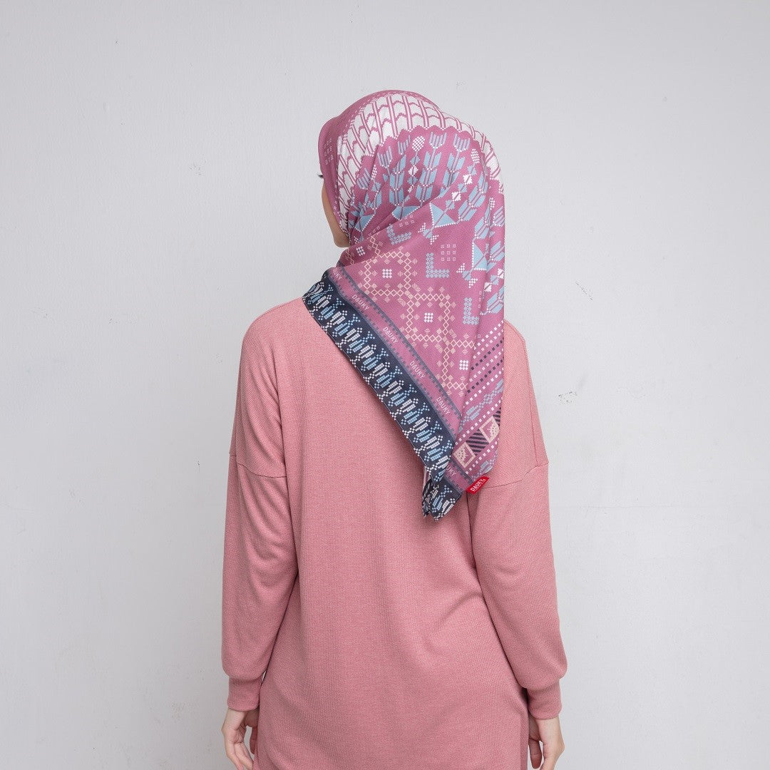 Dauky Hijab Segiempat Ethnic Scart -  Pink