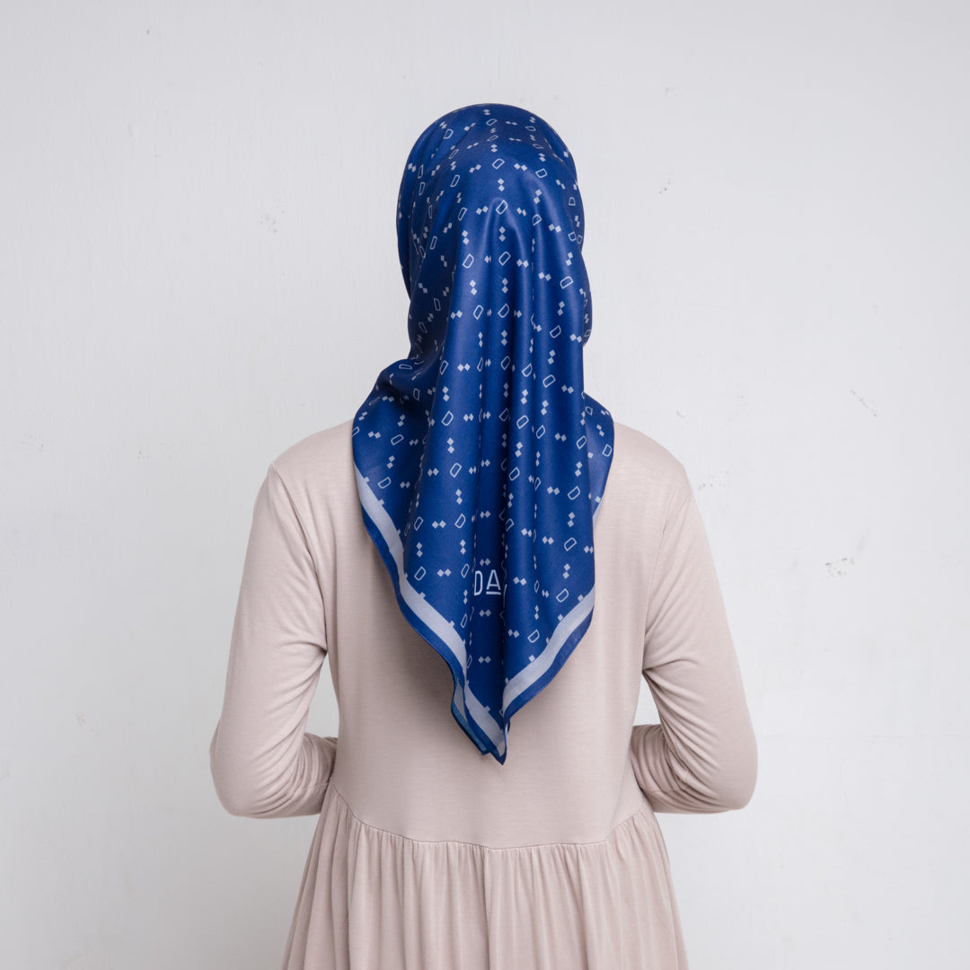 DAUKY Hijab Segiempat kerudung Monogram Scarf - Navy