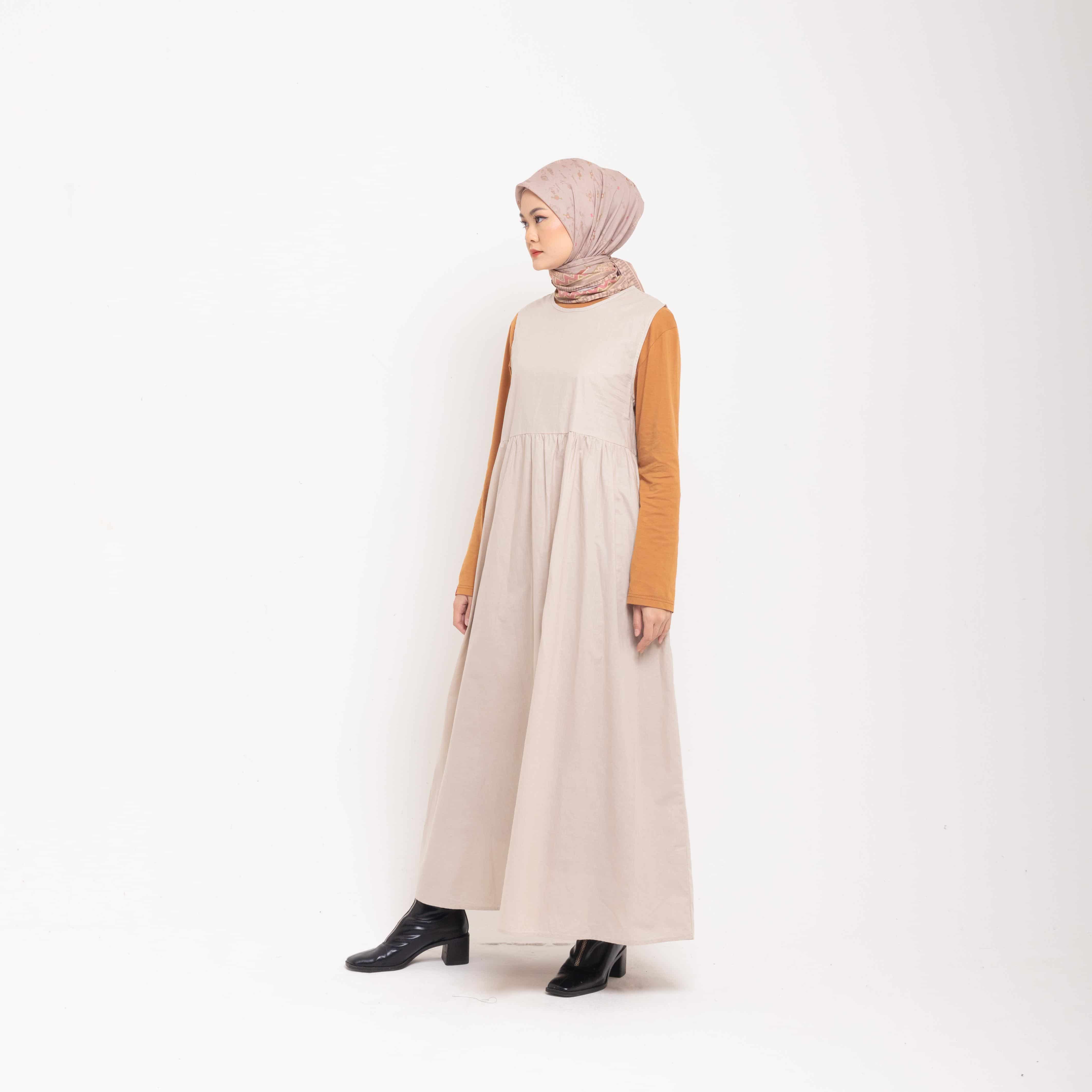 Dress Wanita Muslim Dauky Inner Dress Sleeveless Ruffles - Khaky