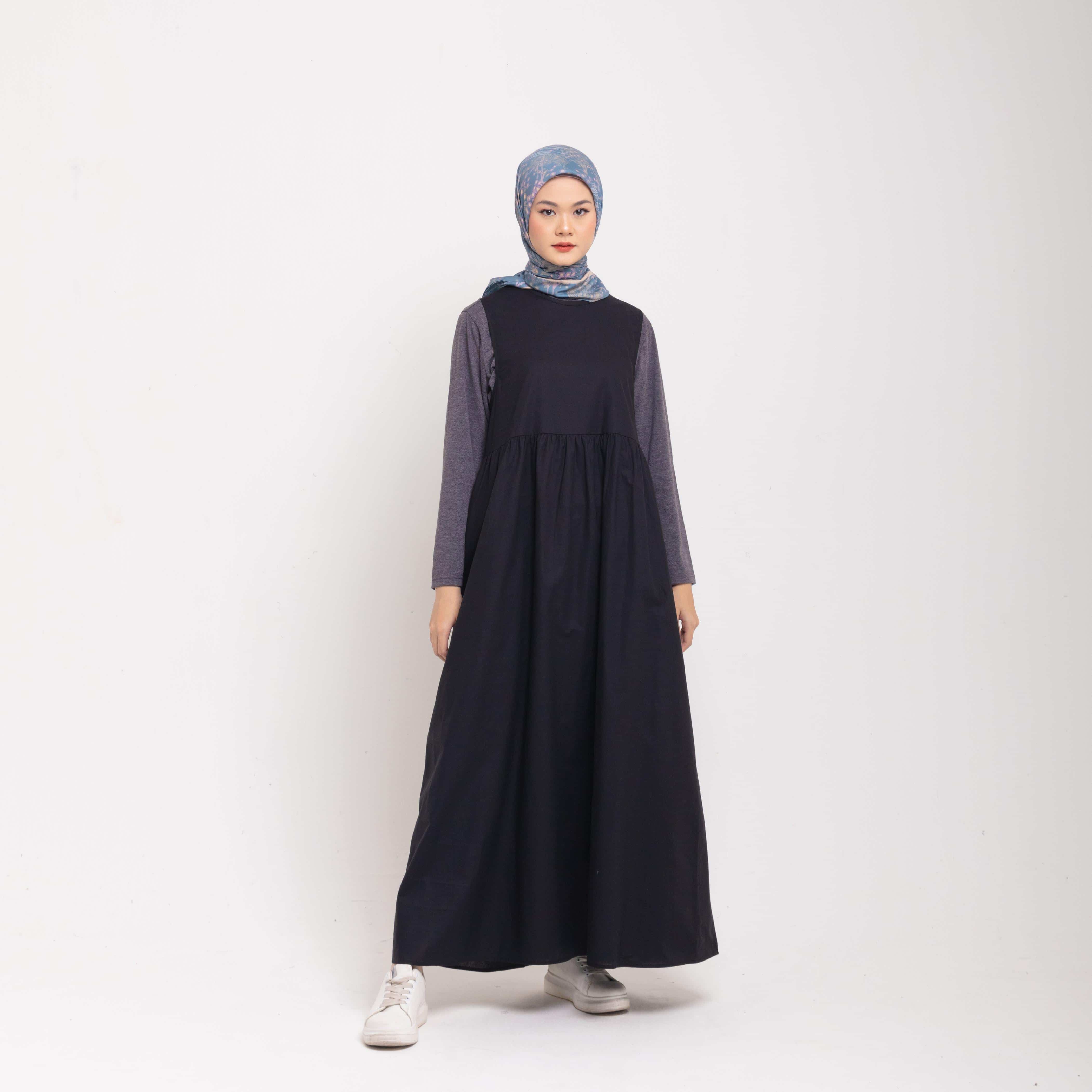 Dress Wanita Muslim Dauky Inner Dress Sleeveless Ruffles - Hitam