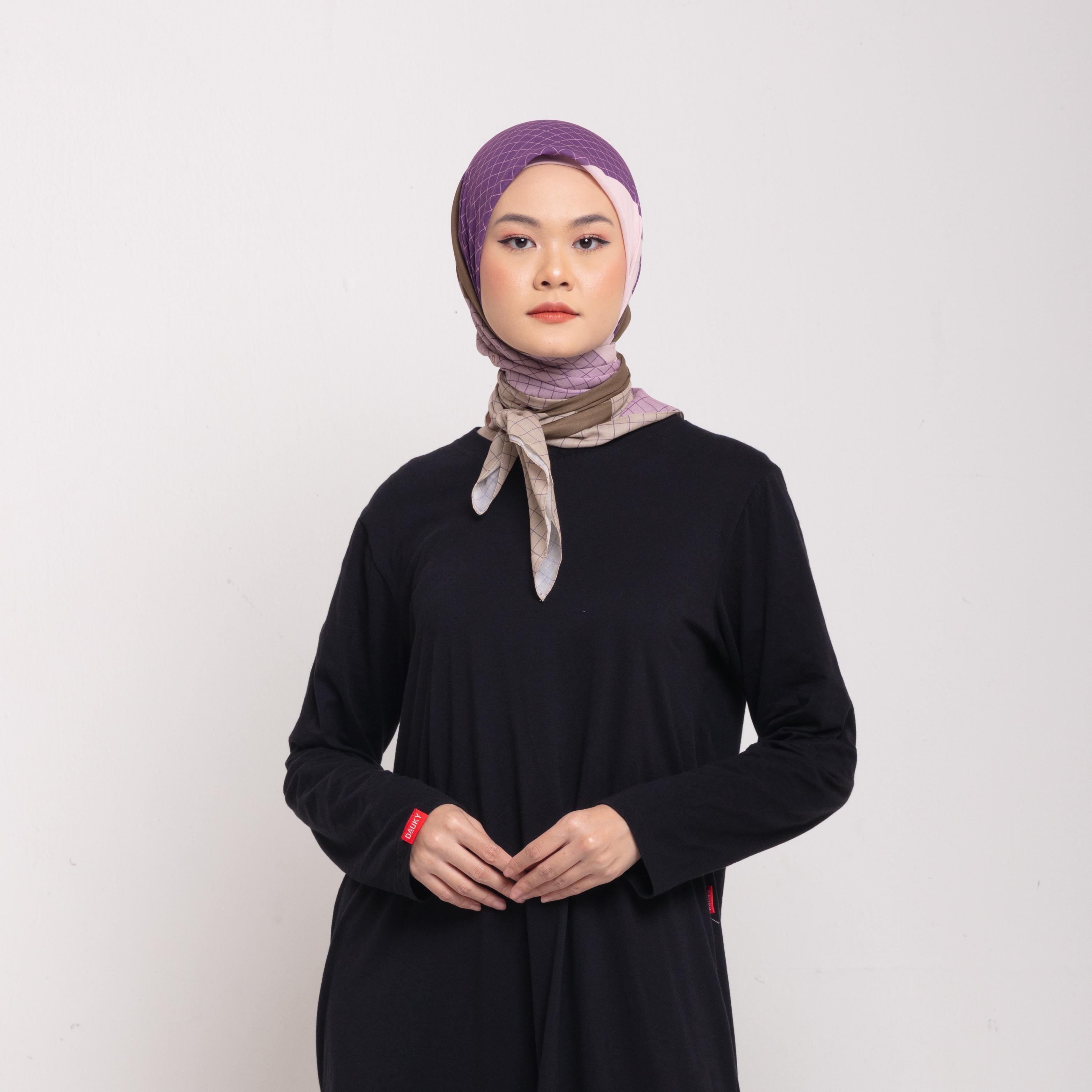 Dauky Hijab Segiempat Monogram Line Scarf - Olive