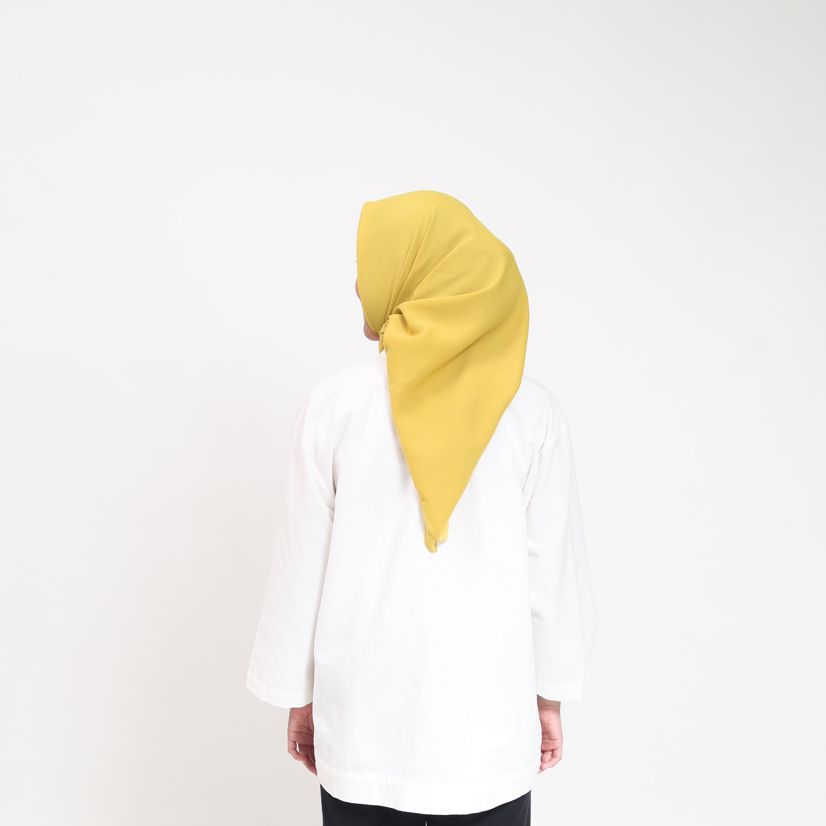 Dauky Jilbab Segi Empat Polos Voal Texture Plain Scarf  - Lime