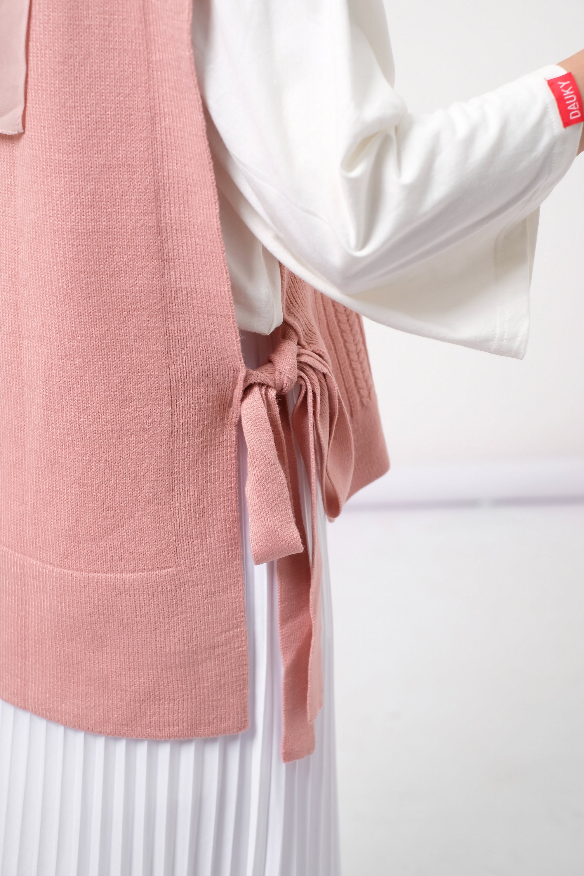 Cardigan Atasan Wanita Vest Knit Cotton Rainbow Series Tokyo Collection - Dustypink